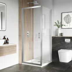 London 6mm Bifold Shower Enclosure 700x700mm